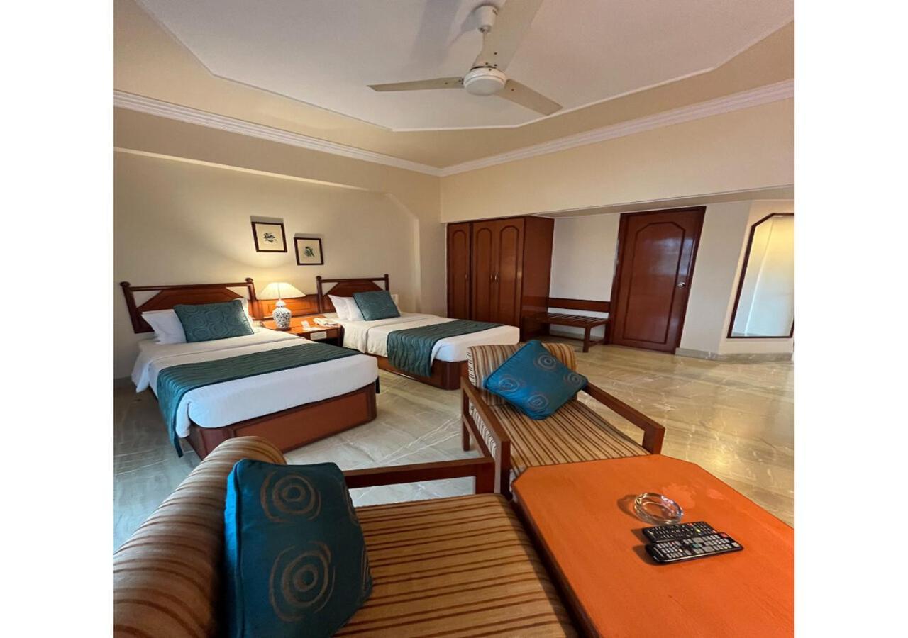 Rajdarshan - A Lake View Hotel In Удайпур Екстериор снимка