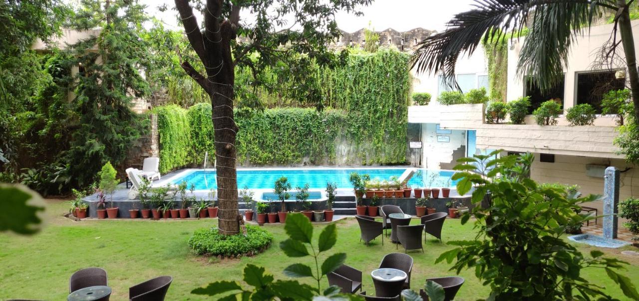 Rajdarshan - A Lake View Hotel In Удайпур Екстериор снимка
