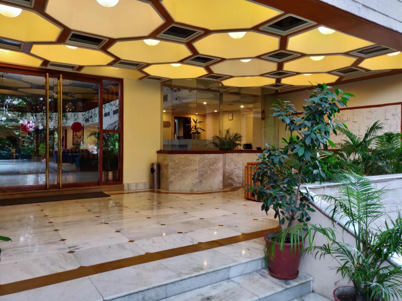Rajdarshan - A Lake View Hotel In Удайпур Екстериор снимка